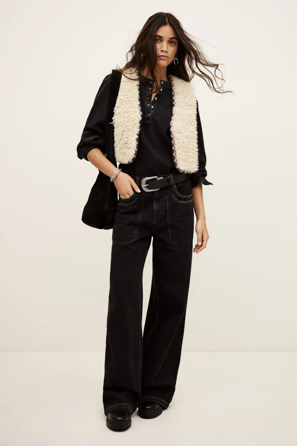 Boutique77 - ווסט Celton – 1H25CELT_ECRU – 1