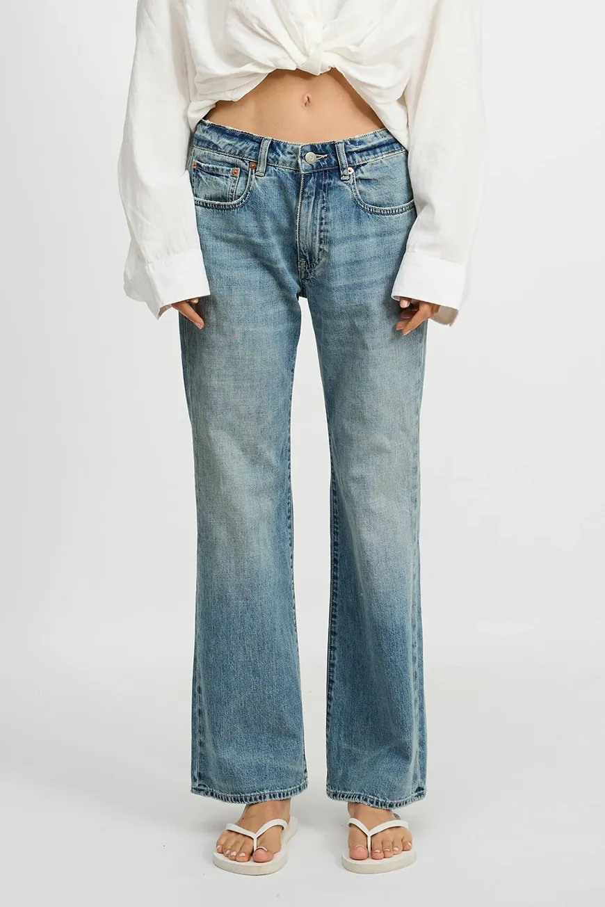 Boutique77 - ג’ינס Jenna Cropped Flare – DSWD121D247A – holton-indigo – 2