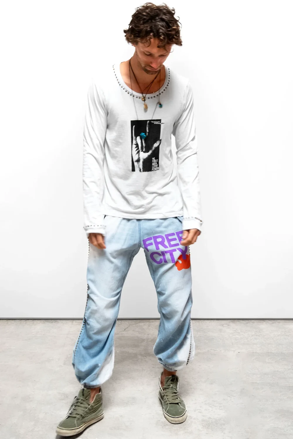 Boutique77 - חולצת טי-שירט Iloveyou Signlanguage Supervintage – FC-ACTLST002-LNDWH – laundry-whites – 1