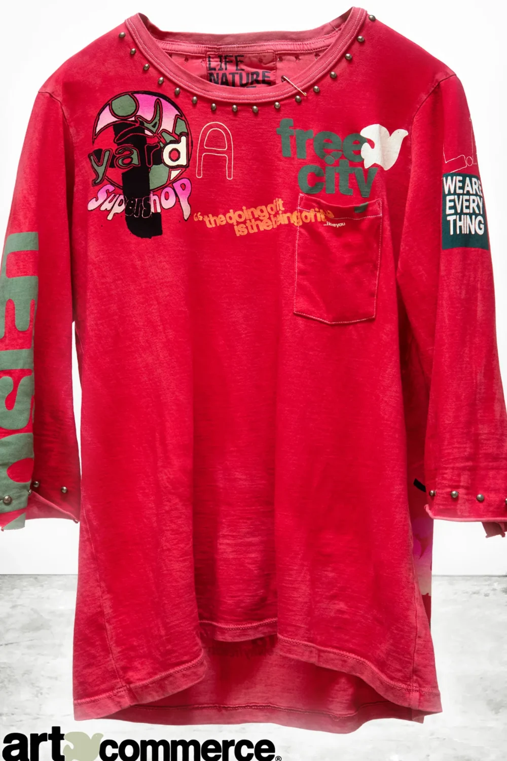 Boutique77 - חולצת טי-שירט Circa'2005 Supershop Malibu Homage Supervintage – FC-ACTLST008-HTRPW – hotred-powder – 1