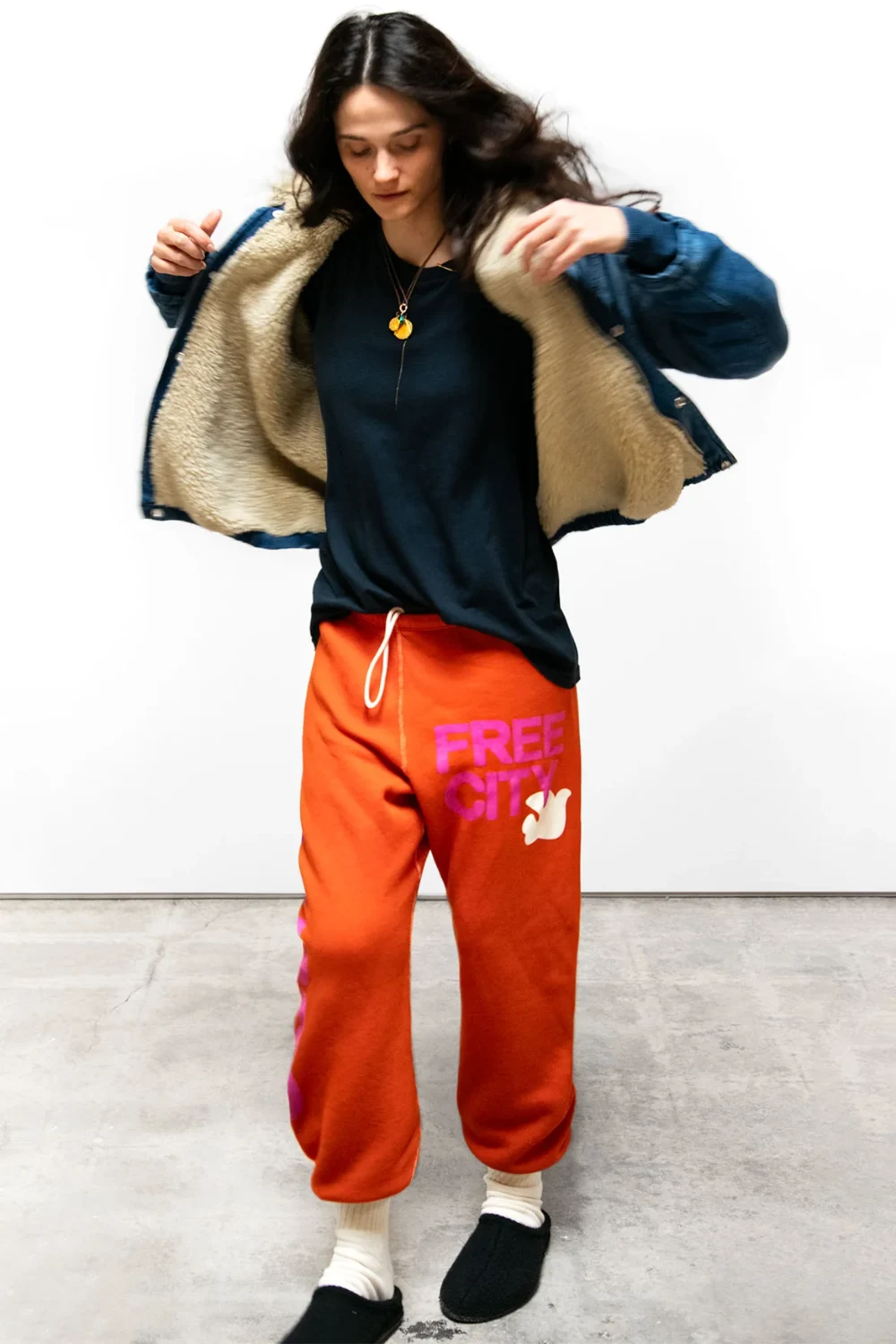 Boutique77 - מכנסי פוטר Circa'99 Oldschool – FC-FCBSWP081-ORMCH – orange-machine – 2