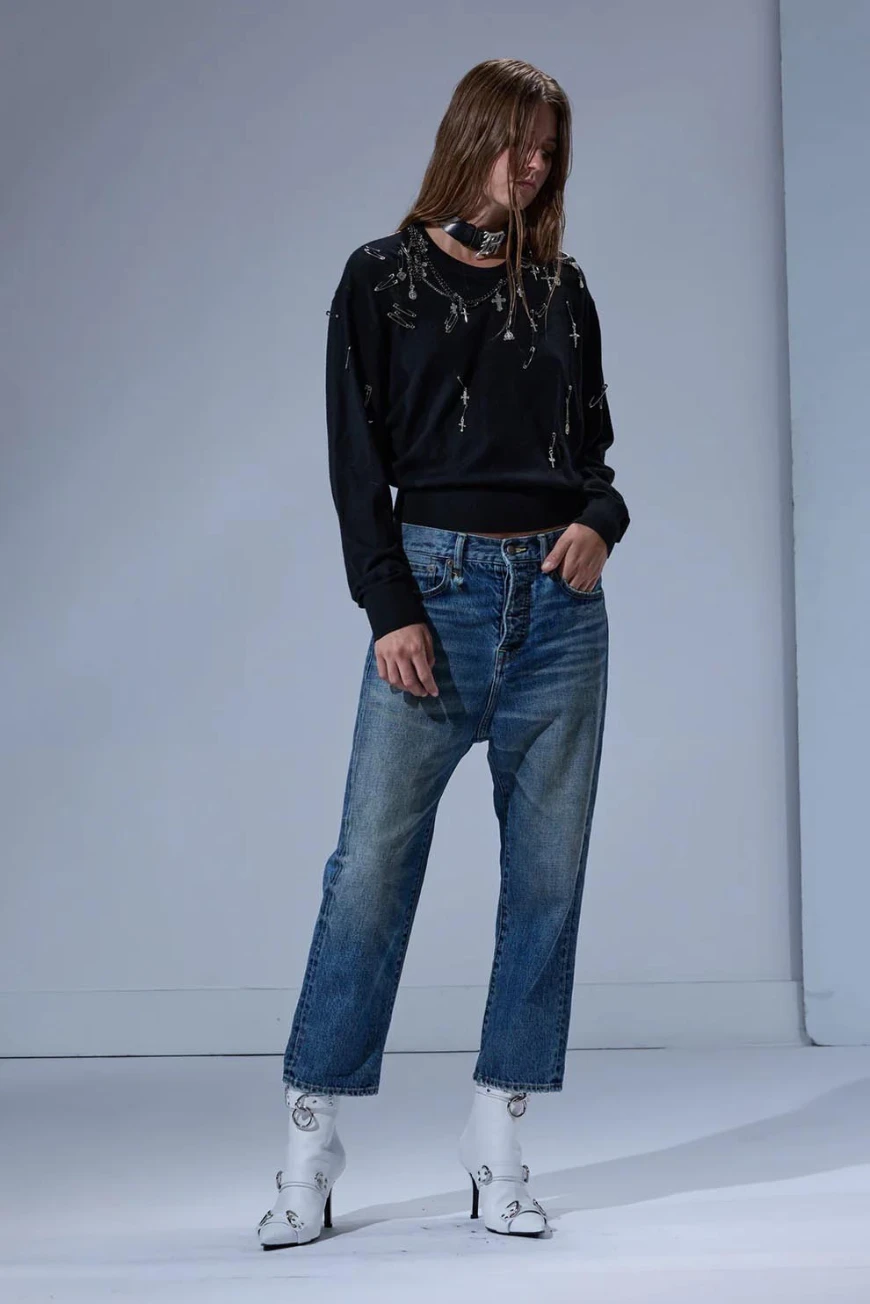 R13w6452d344a Leo Blue 1