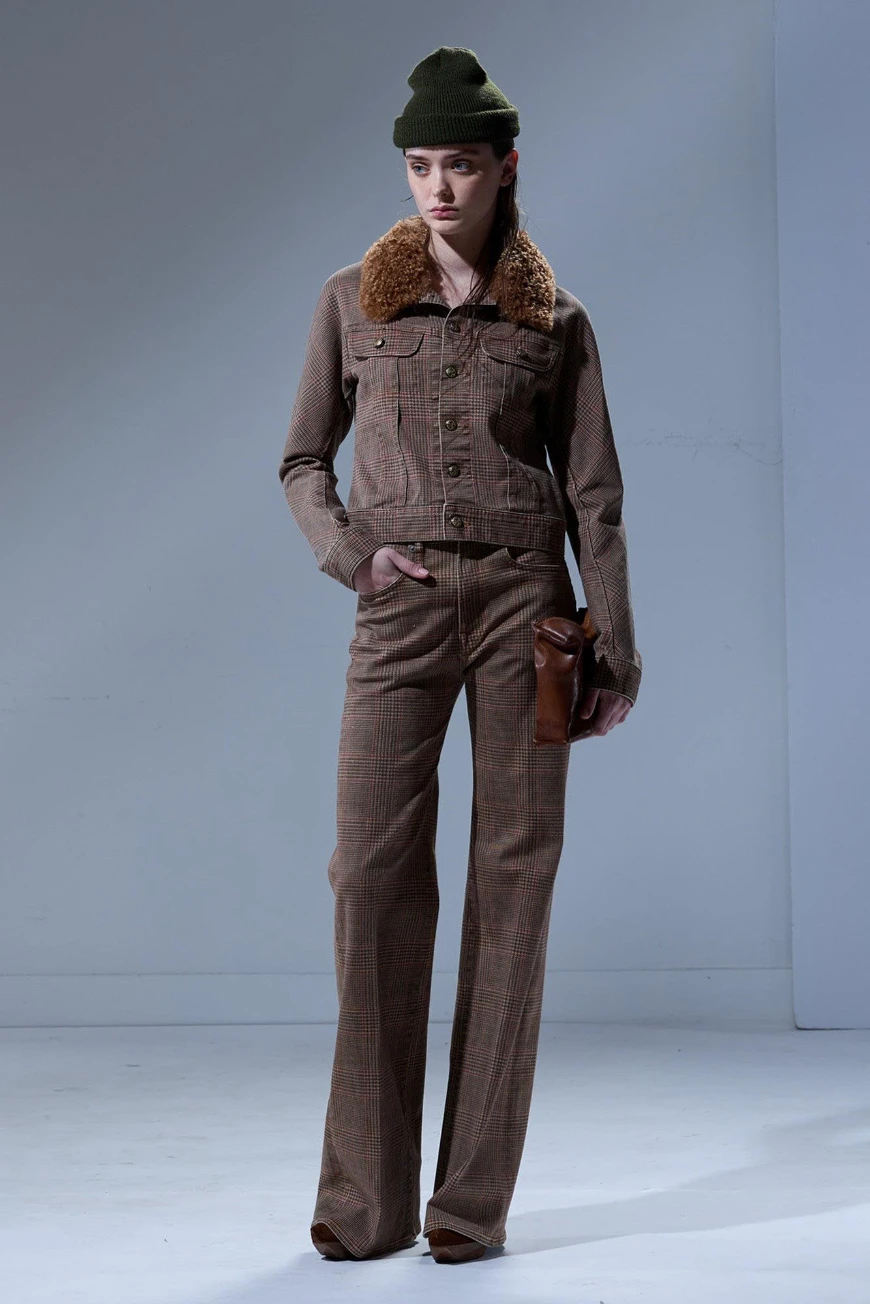 R13wd206d363a Golden Brown Stretch Cord 1