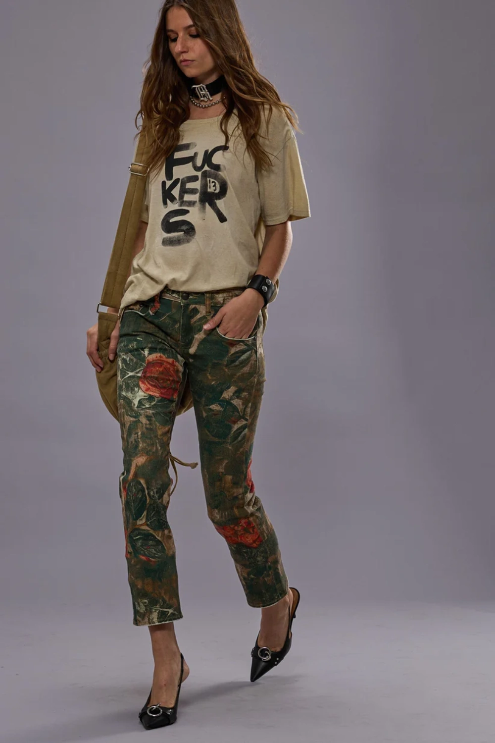 Boutique77 - חולצת טי-שירט Fuckers Boy – R13WK001-121BO – khaki – 1