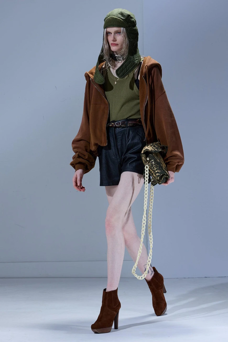 R13wk216001bs Light Brown 1